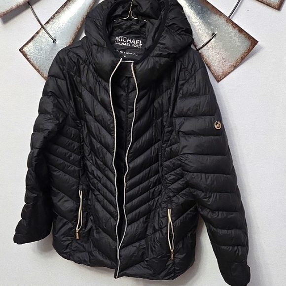 Michael Kors Black Puffer Jacket - Picture 1 of 4